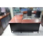Bureau 4 Box B1, B101, B201, B301 / UF-160- U TYPETABLE - Image 4